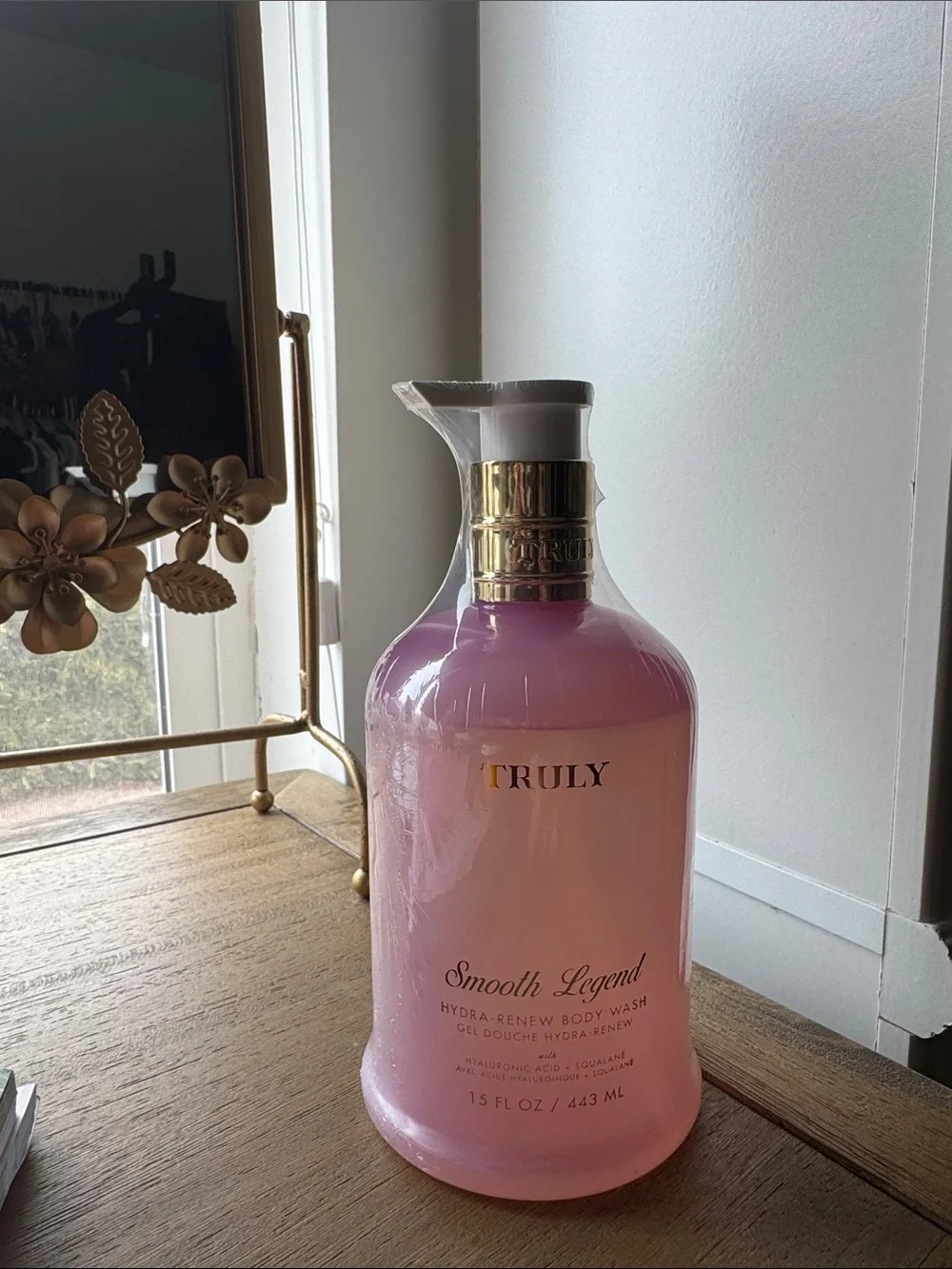 TRULY Smooth Legend Hydra-Renew Body Wash – 15 oz